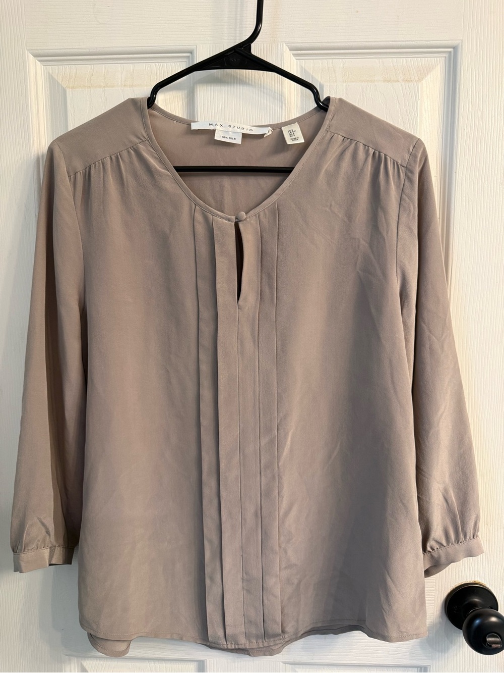 Max Studio Light Taupe Pintuck V-Neck Blouse